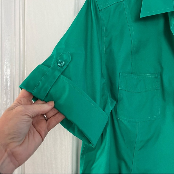 Chico’s No-Iron Short Sleeve Green Blouse Top - Picture 3 of 5
